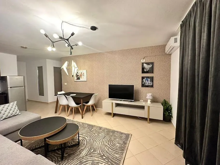 Apartment Camila ساراندا